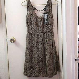 Papillion Vancouver Los Angeles Elegant lace dress